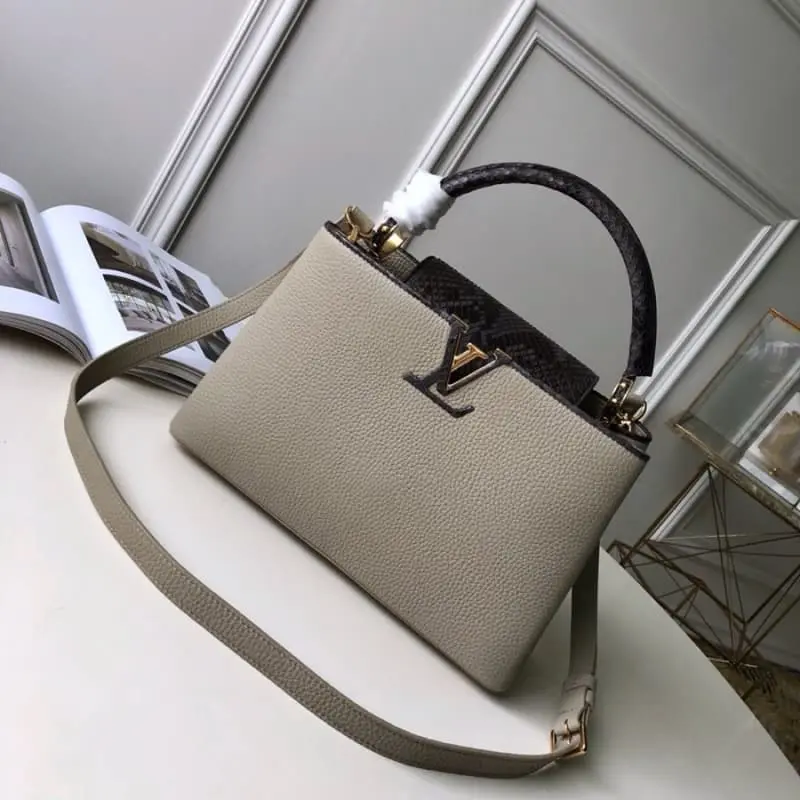 N95509 S3 31.5x20x11cm High Quality Bags