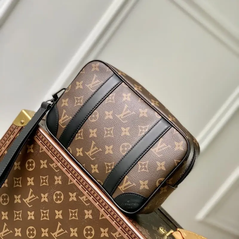 M82076 25x15.5x6.5cm High Quality Bags