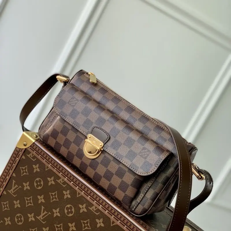 M60006 Brown 27x10x15cm High Quality Bags