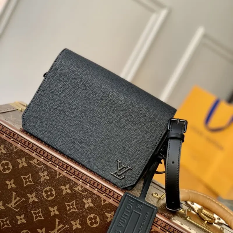 M82085 17.3x12x7cm High Quality Bags