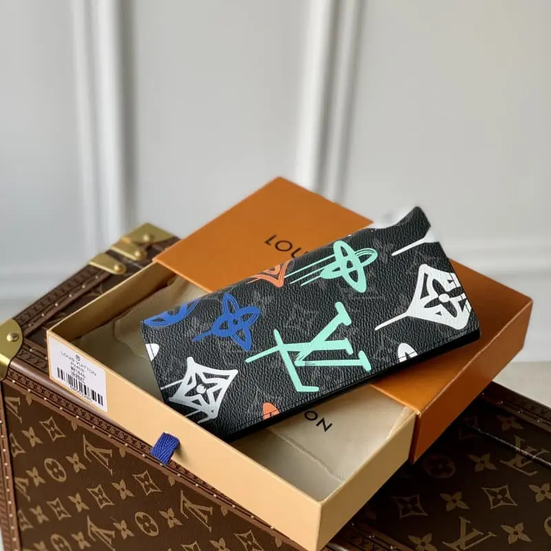 M81846 Graffiti Red 10x19x2cm High Quality Bags