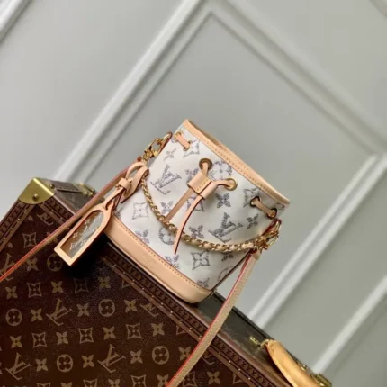 M83453 13x16x10cm High Quality Bags