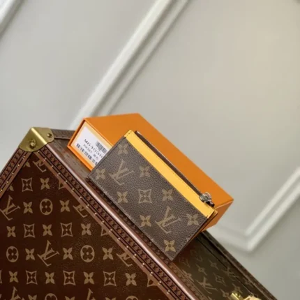 M64038 S3 8x14.5x1cm High Quality Bags