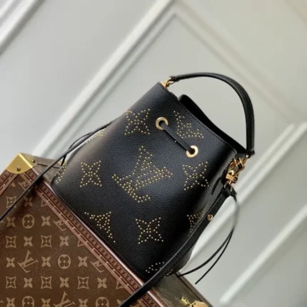 M46734 Black 20x20x13cm High Quality Bags