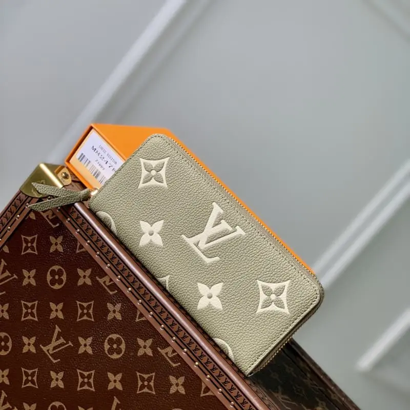 M82478 Grass Green (Silk Screen) 20x9x2cm High Quality Bags