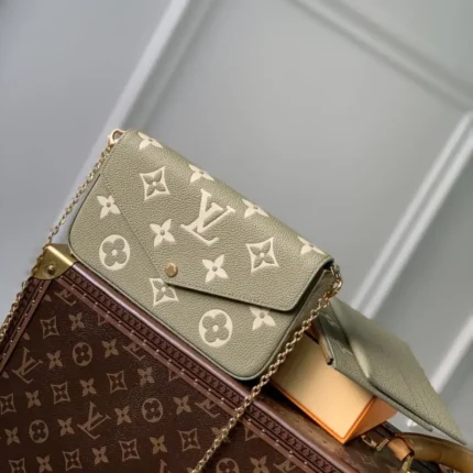 M82480 Grass Green (Silkscreen) 21x12x3cm High Quality Bags