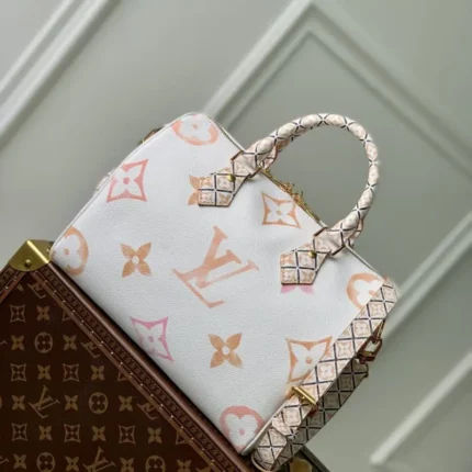 M23073 Apricot 25x19x15cm High Quality Bags