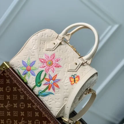 M46415 White flowers 25x19x15cm High Quality Bags