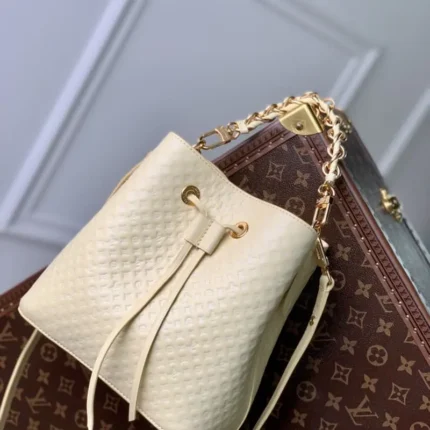 M22599 20x20x13cm High Quality Bags