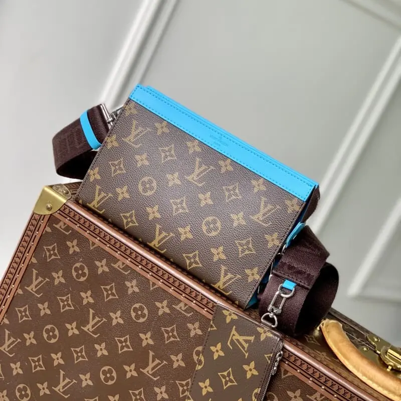 M81124 Blue 18.5x11x6.5cm High Quality Bags