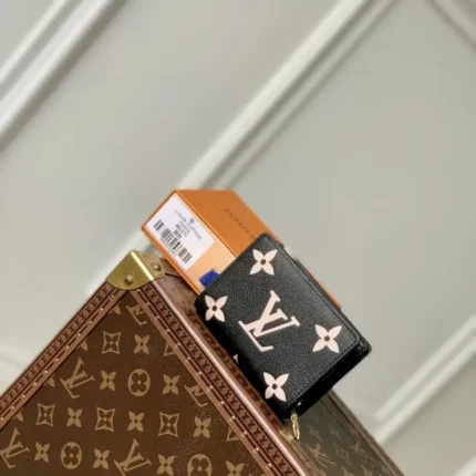 M82370 Black 12x9x3.5cm High Quality Bags