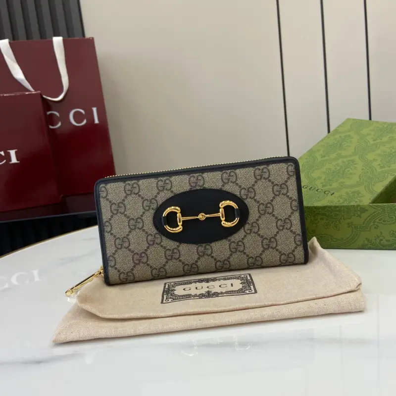 621889 CM 2 High-Quality Bags