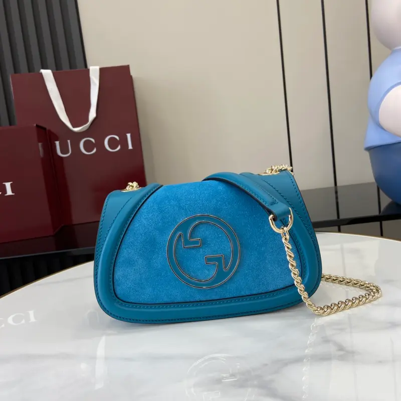 815711 CM 1 High-Quality Bags