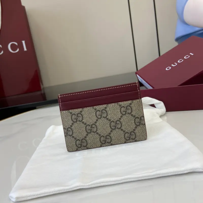 818769 CM 3 High-Quality Bags - Image 2