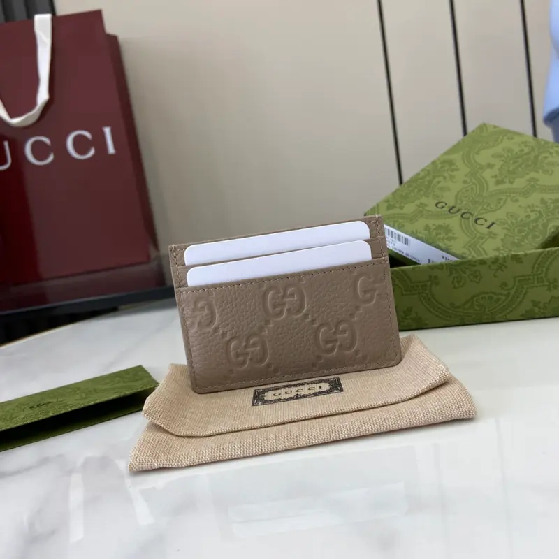 815883 High-Quality Bags