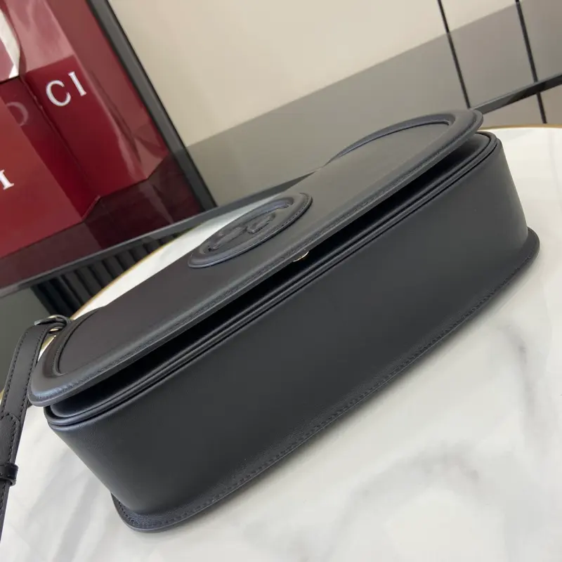 815716 CM 1 High-Quality Bags - Image 4