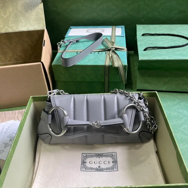 764339 CM 7 High-Quality Bags