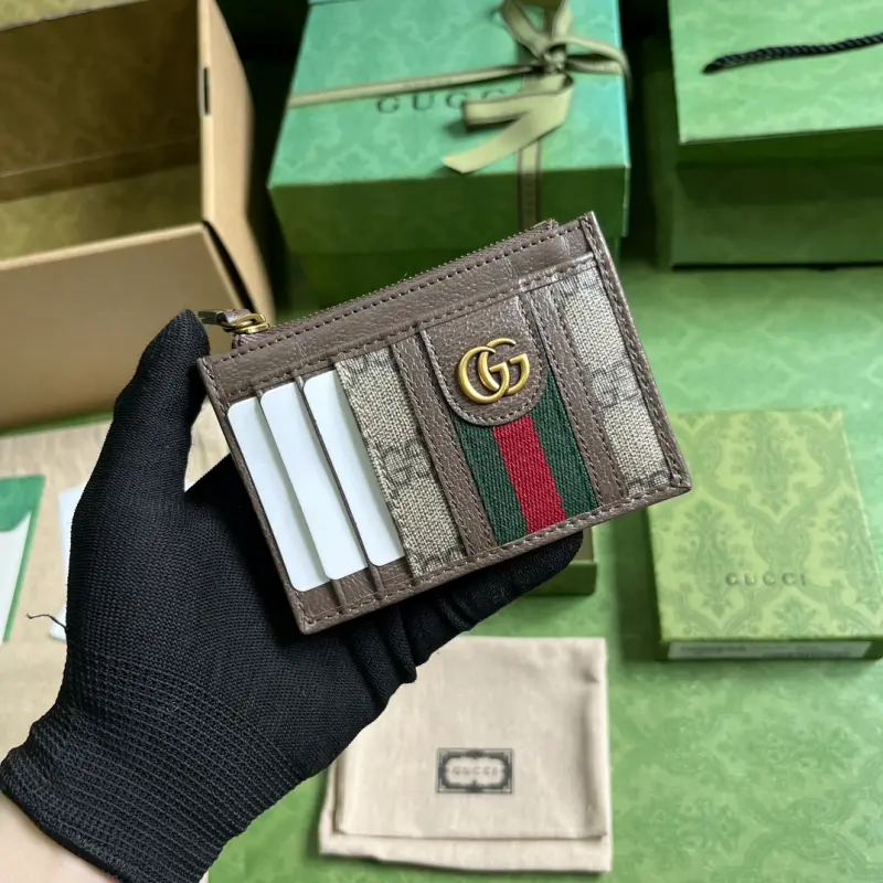 597608 High-Quality Bags