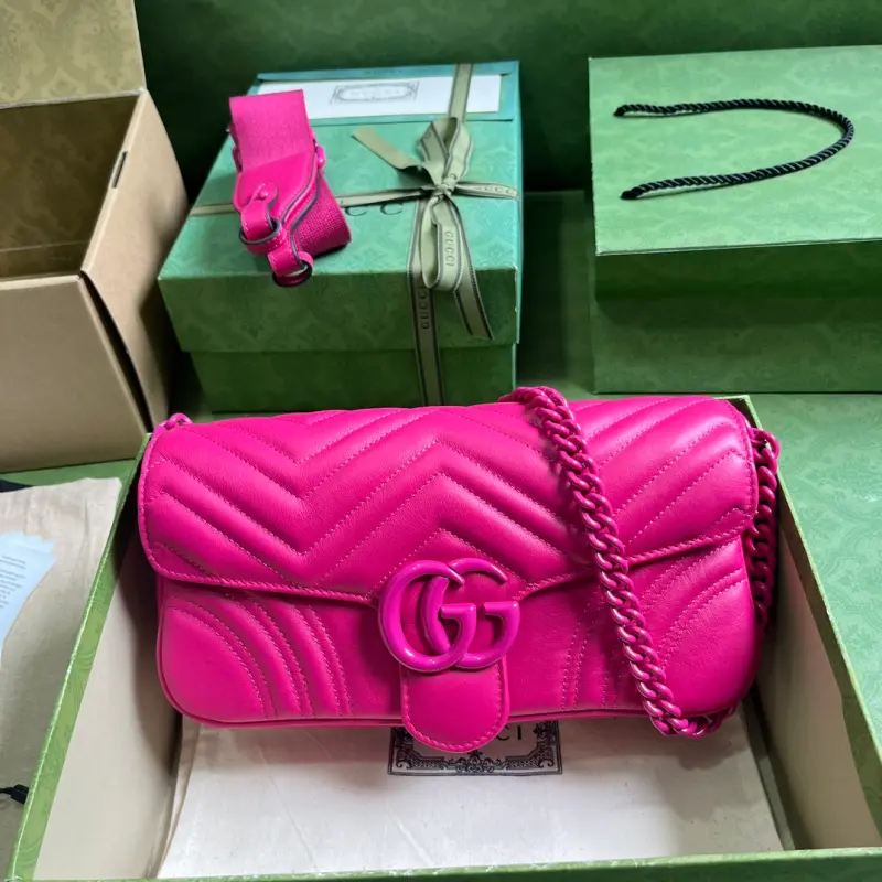 734814 High-Quality Bags