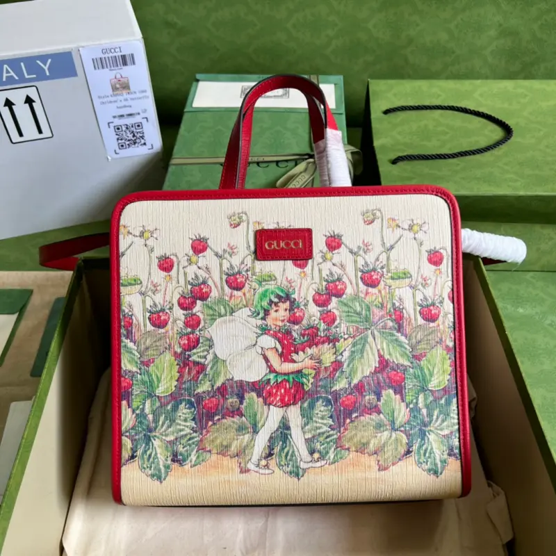 630542 CM 1 High-Quality Bags