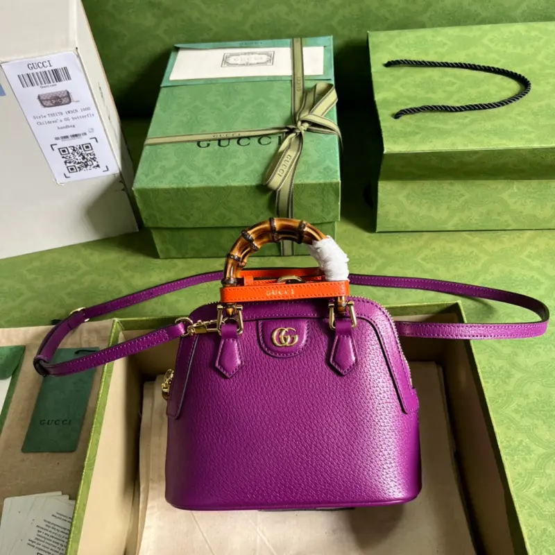 715775 CM 5 High-Quality Bags