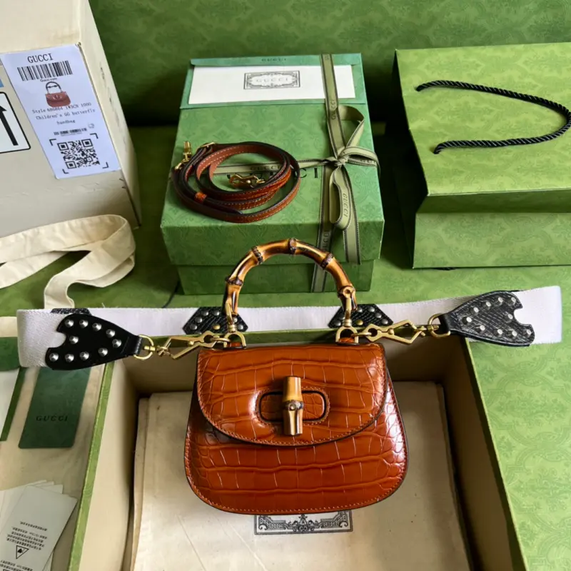 686864 CM 2 High-Quality Bags