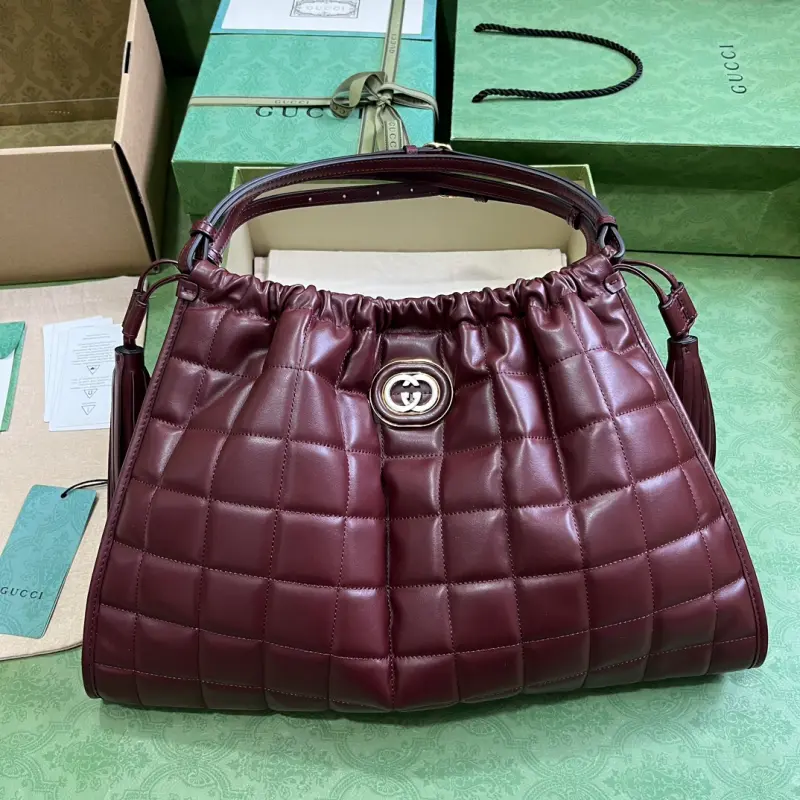 746210 High-Quality Bags