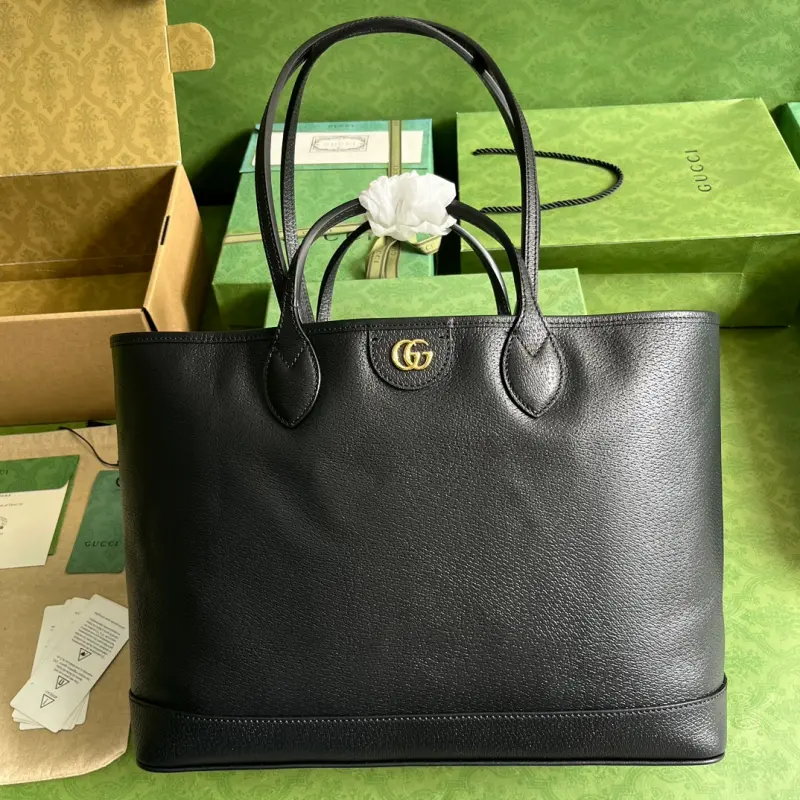 739730 CM 1 High-Quality Bags