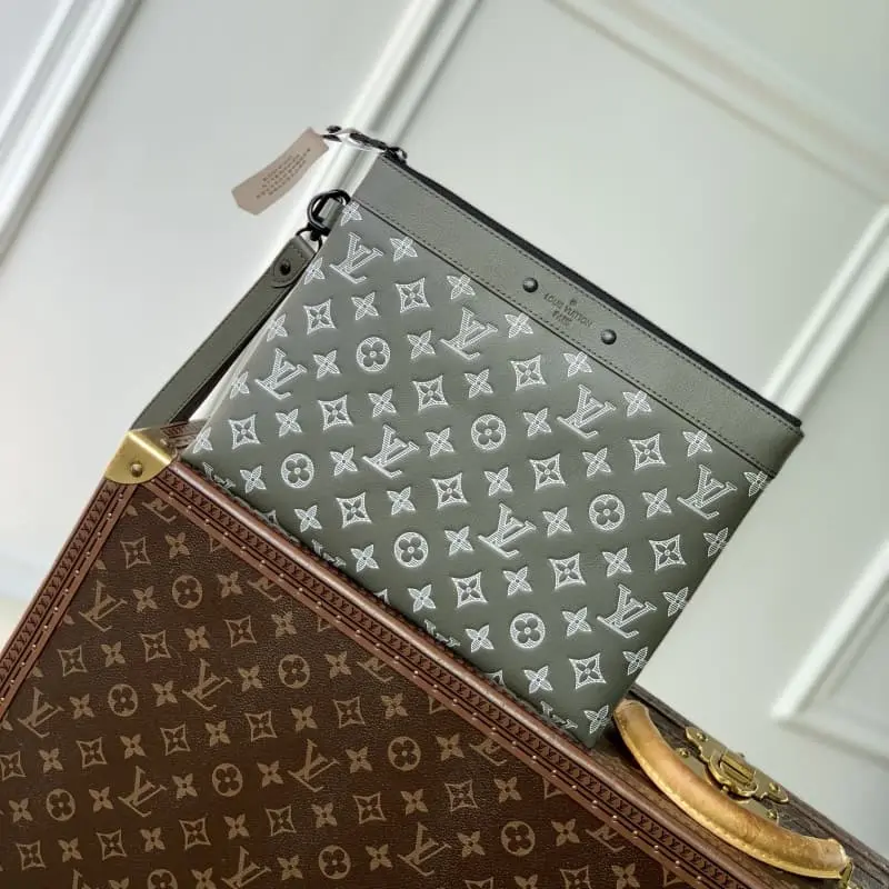 M81570 Elegant Green 30x21.5x1cm High Quality Bags