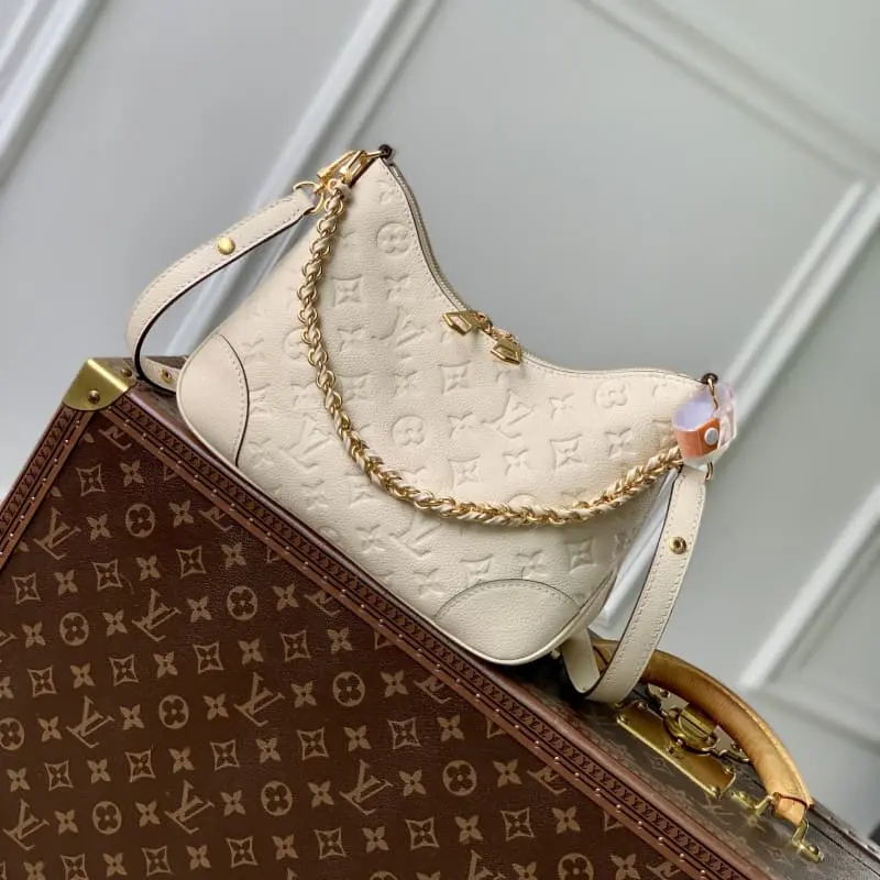 M12930 White 16x9.5x29cm High Quality Bags