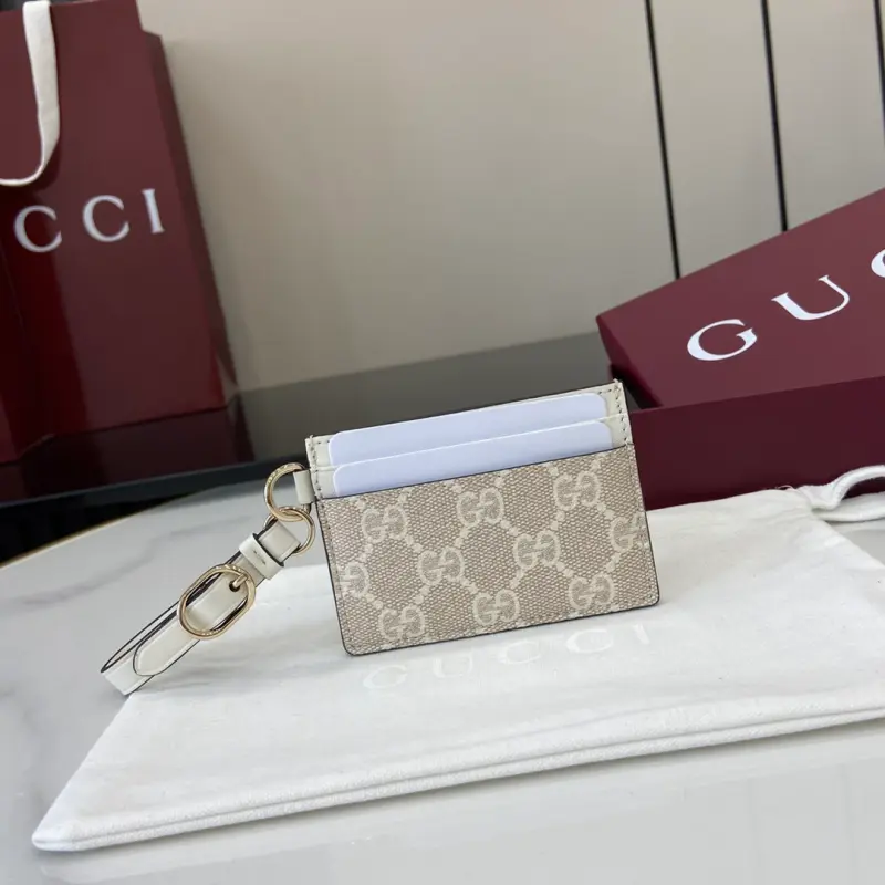 819121 CM 2 High-Quality Bags