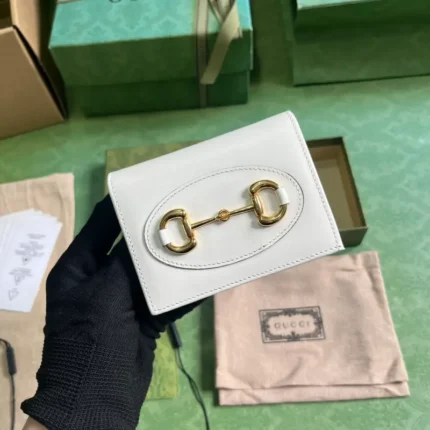 621887 CM 6 High-Quality Bags