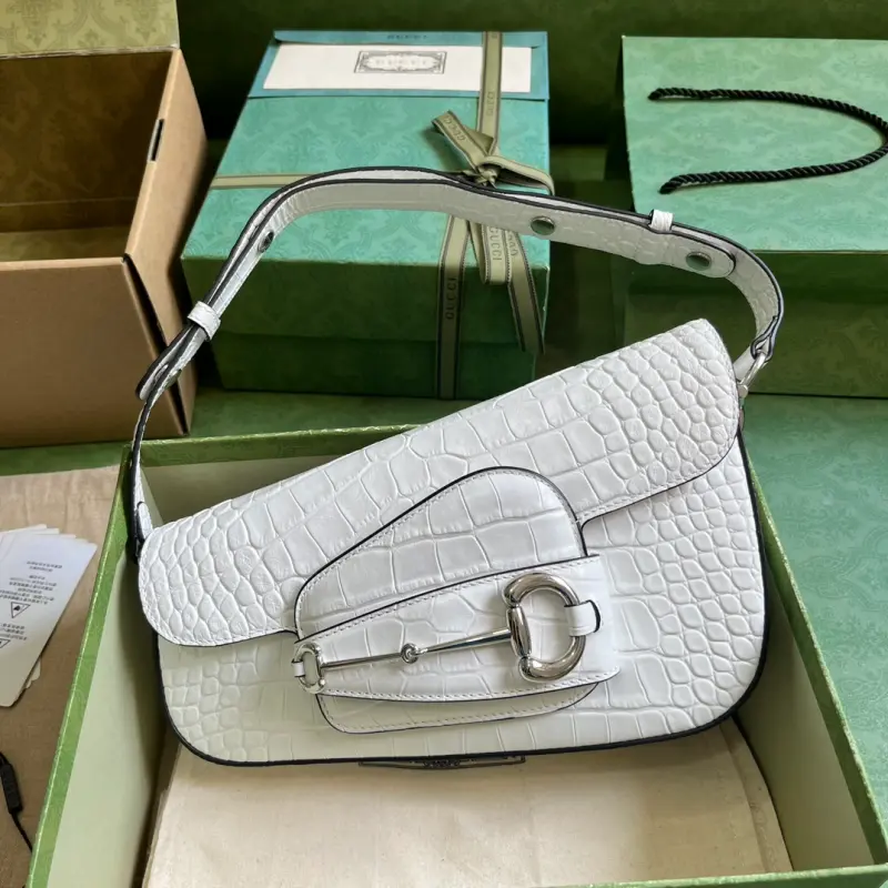 764155 CM 7 High-Quality Bags