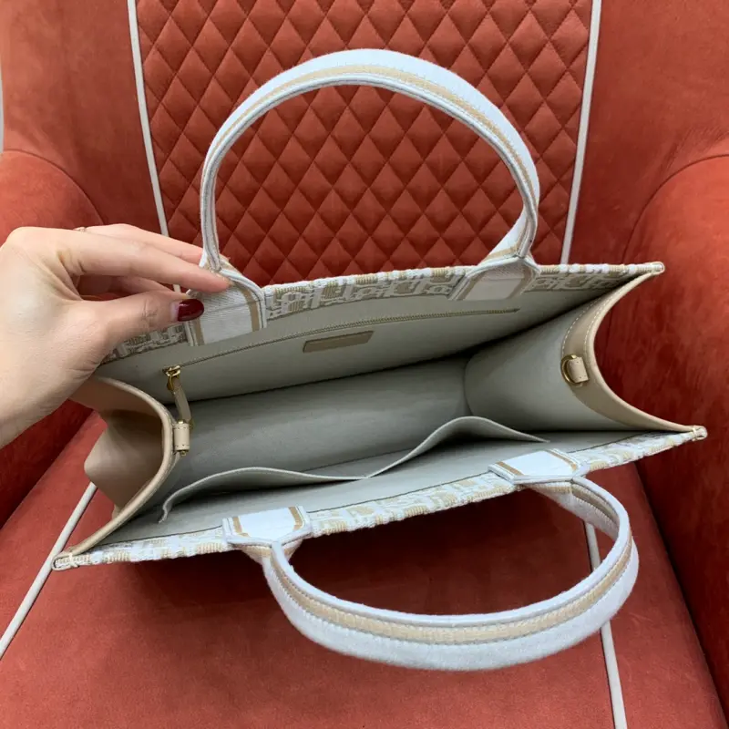 ML250 High Quality Bags - Image 7