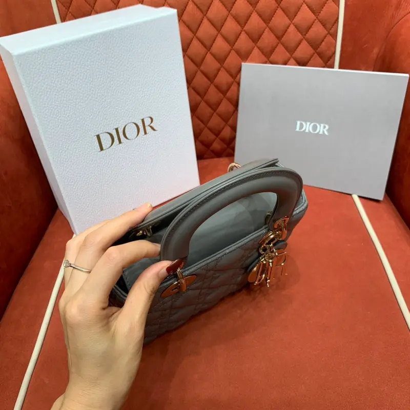 ML237 1 Grey Elephant High Quality Bags - Image 7