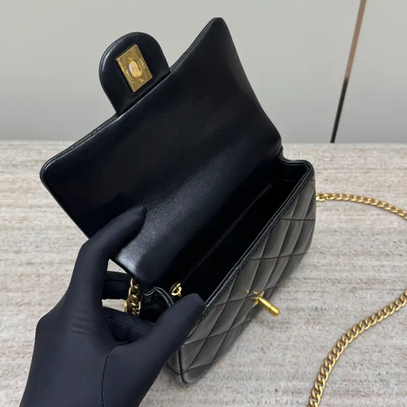 25c Heart 20 Black High Quality Bags - Image 5