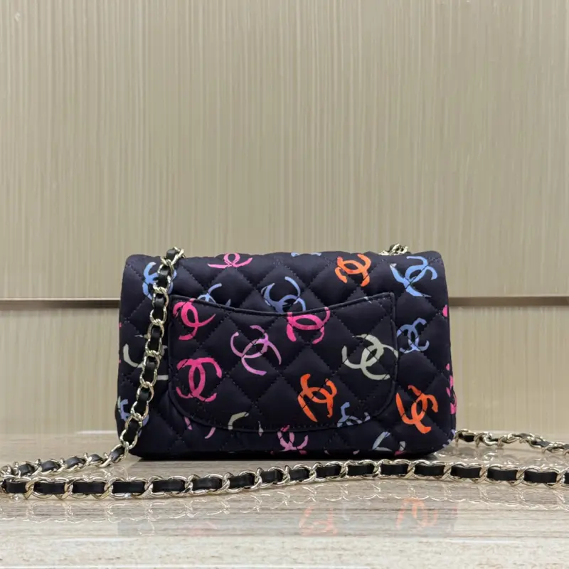 24s Graffiti cf20 High Quality Bags - Image 2