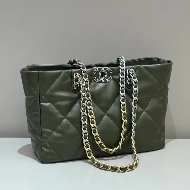 19 Horizontal Shopping Bag CM 2 High Quality Bags