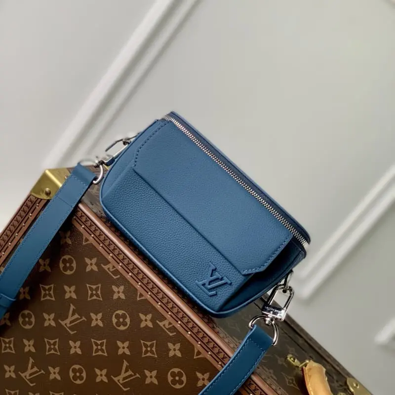 M83560 HH126 Blue 20x12x5.5cm High Quality Bags