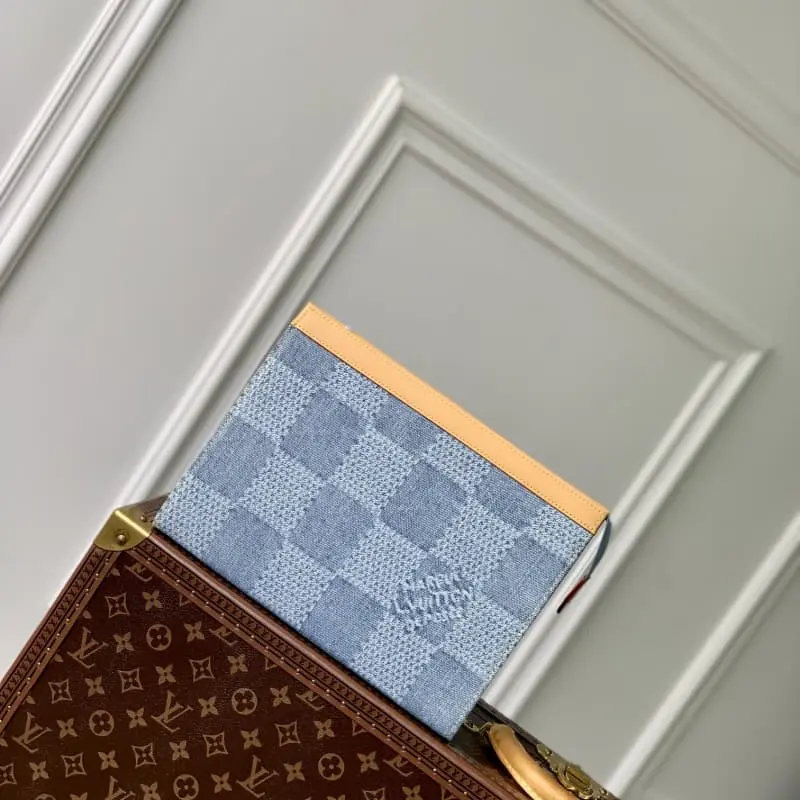 M61692   High Quality Bags