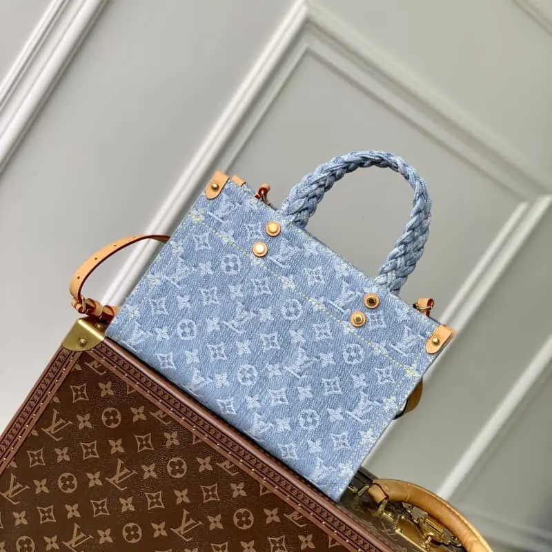 M24897 28x23x10.5cm High Quality Bags