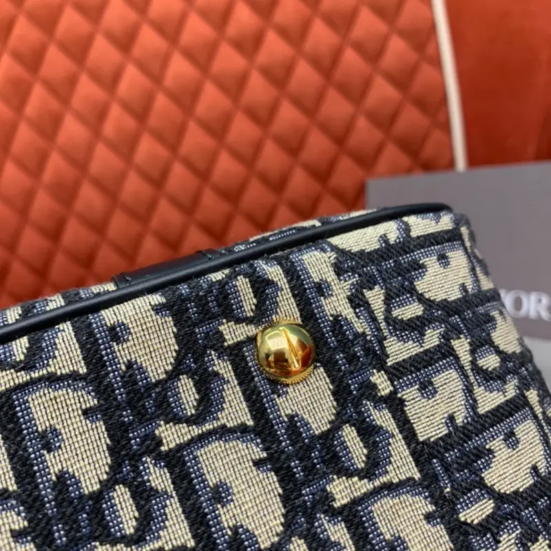 ML216 Large 31 High Quality Bags - Image 5