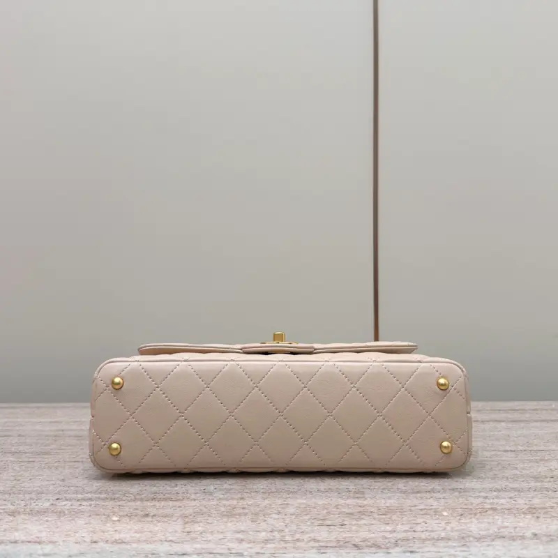 25p Cover 27 High Quality Bags - Image 4