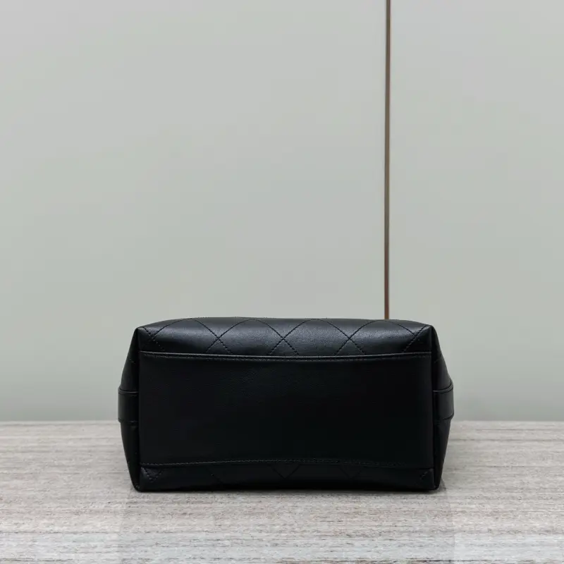 25p Hip Bag Black High Quality Bags - Image 4