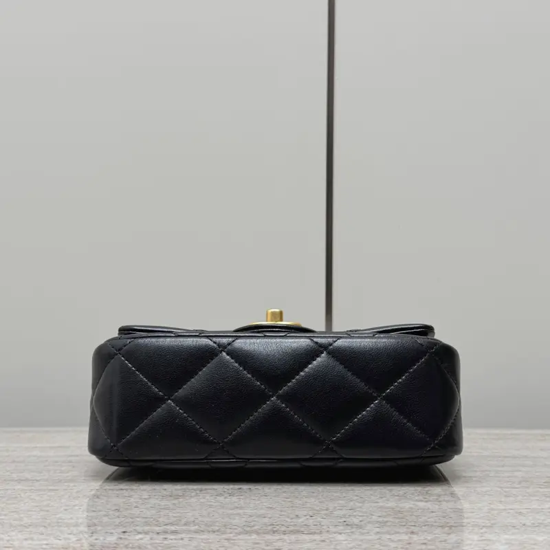 25c Heart 20 Black High Quality Bags - Image 4