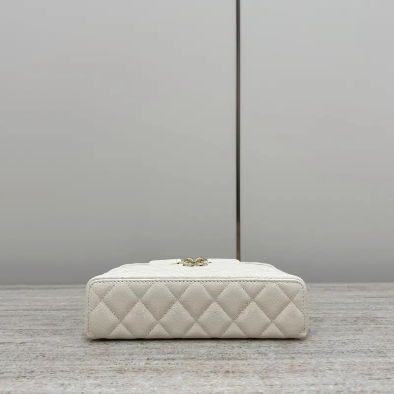 25c LP Box CM 1 High Quality Bags - Image 4