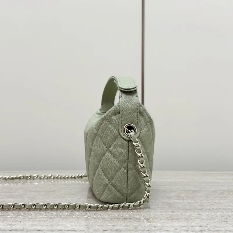 25c Lunch Box Bag CM 3 High Quality Bags - Image 3