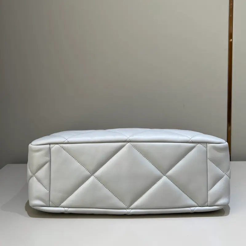 19 Horizontal Shopping Bag High Quality Bags - Image 4