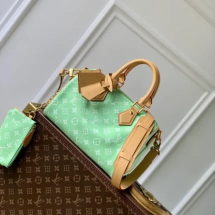 M24423 Fruit Green 25x15x15cm High Quality Bags